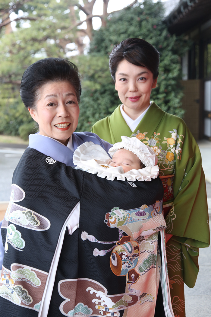 お宮参り 女の子 着物 産着 初着 お祝い着 赤色 御所車文様 新品 ug277